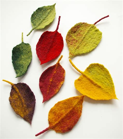 Felted Leaf Pin Brooch Green Leaf Made To Order Etsy Felt Leaves