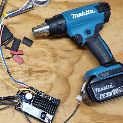 Makita Dhg181zj 18v Lxt Cordless Heat Gun Body Only In Makpac Carry Case Inc 4x Accessories