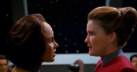 7 Reasons Starfleet Captain Kathryn Janeway Has Always Been a Cut Above the Rest | Black Girl Nerds