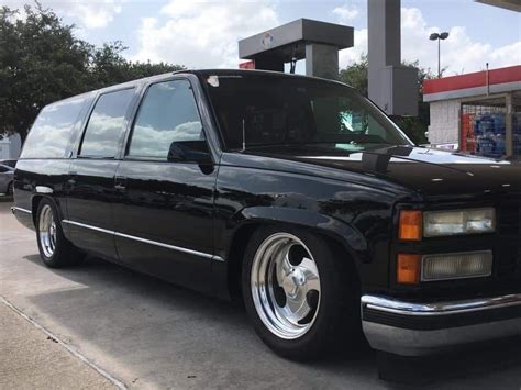 Pin By Miguel Martinez On Burb Life Chevy Suburban Chevrolet