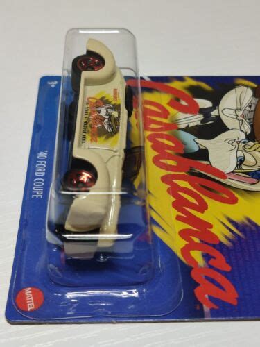 Hot Wheels WB 100 SET Mystery Machine Scooby Doo Looney Van