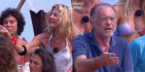 Isola Dei Famosi Marco Predolin è Il Primo Naufrago Eliminato