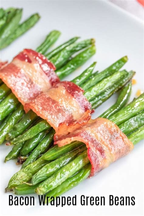 These Bacon Wrapped Green Bean Bundles With Brown Sugar Are Baked In The Oven For Perfectly