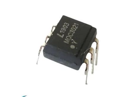 MOC3021 MOC 3021 DIP 6P OPTOCOUPLER OPTO COUPLER OPTOISOLATOR TRIAC IC