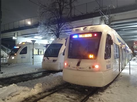 MAX Blue Line is *finally* open all the way through downtown! : r/Portland