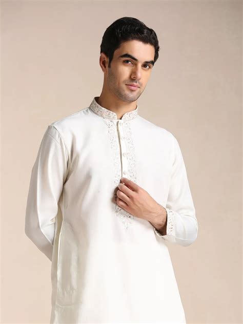 Buy Cream Kashmiri Embroidery Kurta Set Online In The Usa Manyavar