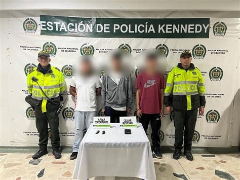 Ladrones Que Realizaron Un Atraco Masivo En Un Trancón En La Avenida