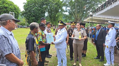 Perayaan HUT Ke 55 Yapen Diwarnai Dengan Penyerahan Sertifikat BMN Dan