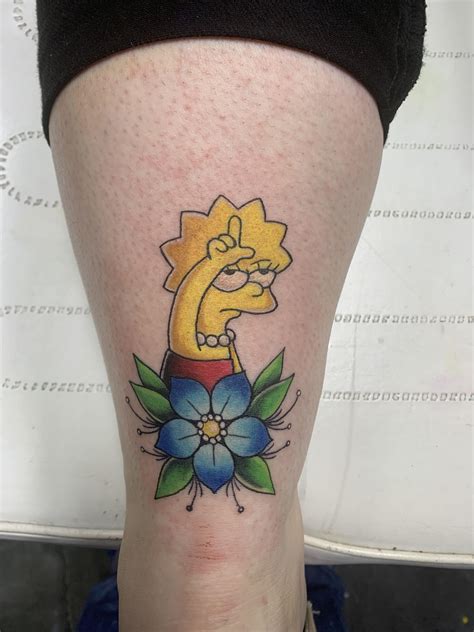 Lisa Simpson tattoo I made! Thanks for looking! : r/tattoo