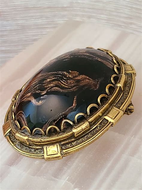 Vintage Original By Robert Art Glass Cabochon Brooch Gem