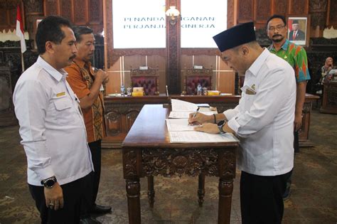 Kepala Opd Di Jepara Teken Perjanjian Kinerja Tahun Bupati Jepara