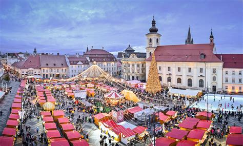 Ce prețuri sunt la Târgul de Crăciun din Sibiu Cât costă două sarmale