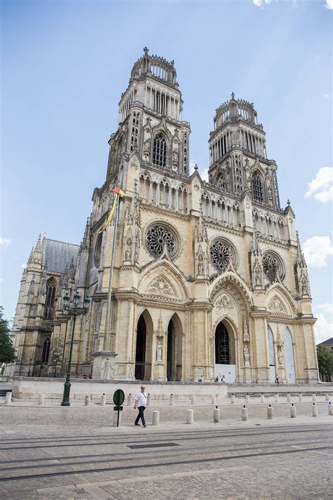 Guide Complet De La Cath Drale Sainte Croix Orl Ans