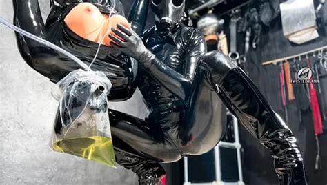 Bizarre Rubber Apron Bondage 4 Of 5 Free Shemale HD Porn 6a XHamster