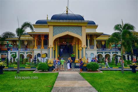 Istana Maimun Salah Satu Ikon Wisata Di Kota Medan Klayapancom