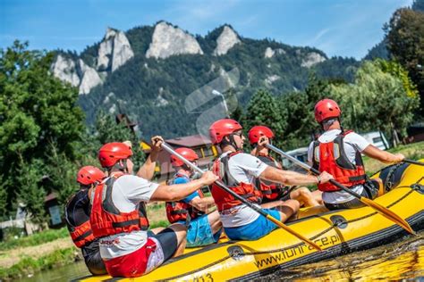 RAFTING DUNAJEC spływ pontonowy na Dunajcu atrakcja dla FIRM