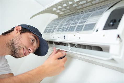 How To Handle Air Conditioning Leaks Like A Pro