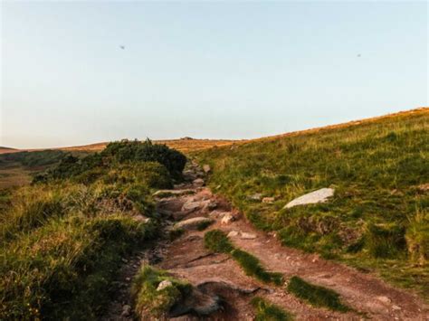 An Enchanting Walk Around Wistman’s Wood - She walks in England