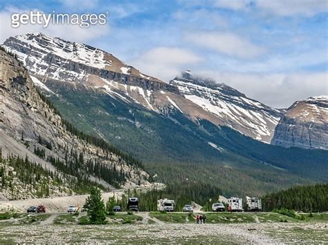 The Most Scenic Road Trip In Canada Through The Rocky Mountains