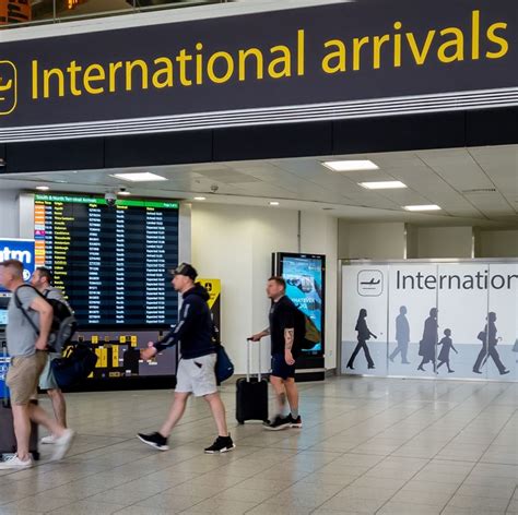 International Arrivals In Gatwick Airport Travel Off Path