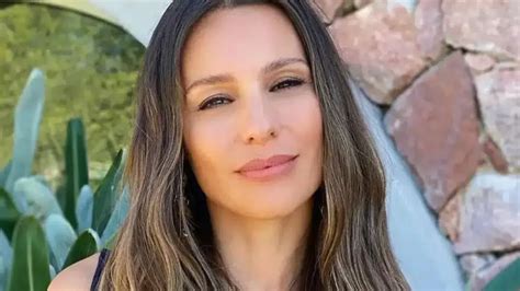 Pampita rompió el silencio en Chile y respondió a quienes la vinculan