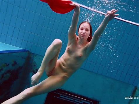 Underwater Erotics In Bikini And Then Nude HD 5 Min Solo Girl Video PussySpace