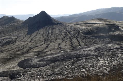 Locul din România care parcă e de pe altă planetă Mulți străini se