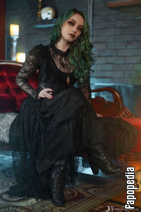 Genevieve Riker Nude Leaks Photo Fapopedia