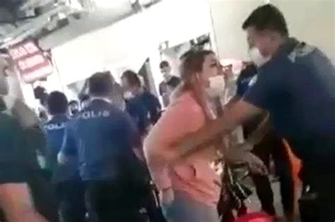 Maske cezası yazmak isteyen polise yumruk atan evli çift gözaltına