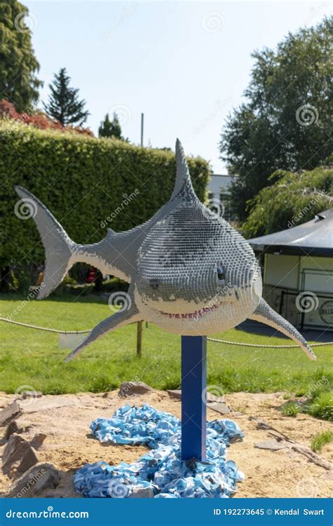 Great White Shark Lego Editorial Photo | CartoonDealer.com #192273645