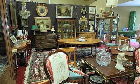 Le Salon Des Antiquaires Inaugure Aqui