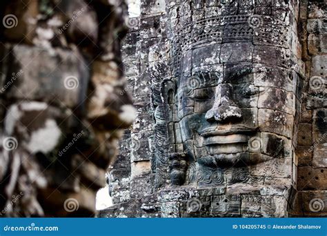 Caras Del Templo Antiguo De Bayon Imagen De Archivo Imagen De Templo