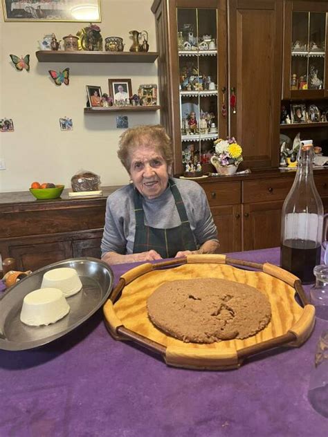 Nonna Natalina E Le Sue Ricette Nuova Star Del Web 1 Milione Di