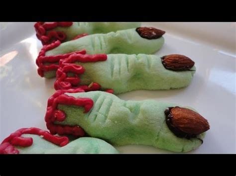 Witches' Fingers!! (Halloween Cookies) - Bing Chef - The Art of Cooking