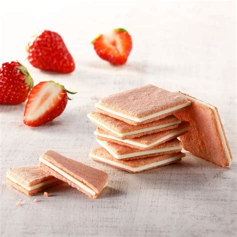 Get Tokyo Milk Cheese Factory Strawberry And Mascarpone Cookies 10 Pieces