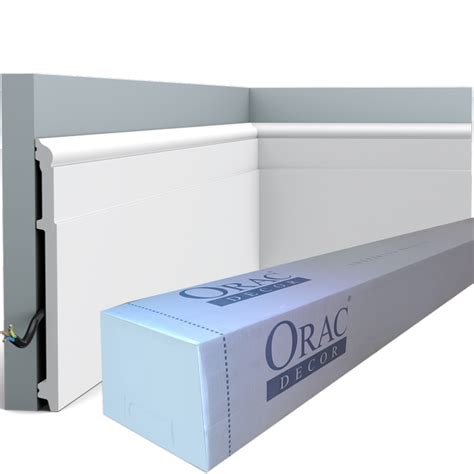 Caja completa de 22 metros de rodapiés SX156- ORAC DECOR | Leroy Merlin