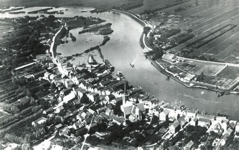 Luchtfoto Nieuwerkerk Aan Den IJssel Jaartal 1930 Tot 1940 Foto S SERC