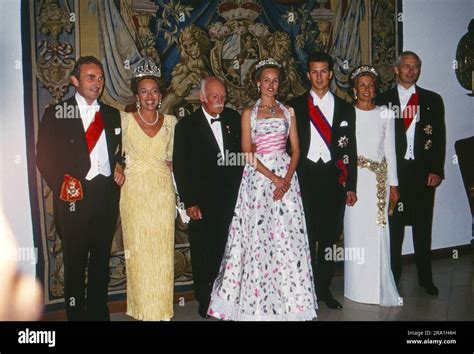 Erbprinz Alois Von Und Zu Liechtenstein Graf Zu Rietberg Mit Seiner