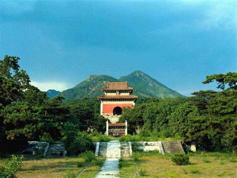 Ming Tombs Photo, Ming Tombs Photos, Beijing Picture, Beijing Pictures