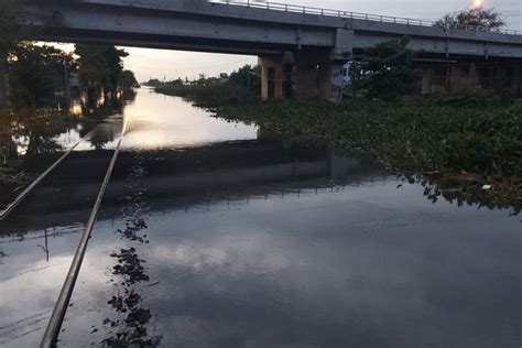 Banjir Perjalanan Kereta Jarak Jauh Memutar Via Jalur Selatan Antara