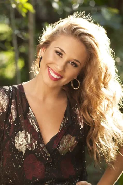 Haley Reinhart New Promo Photo • Mjsbigblog