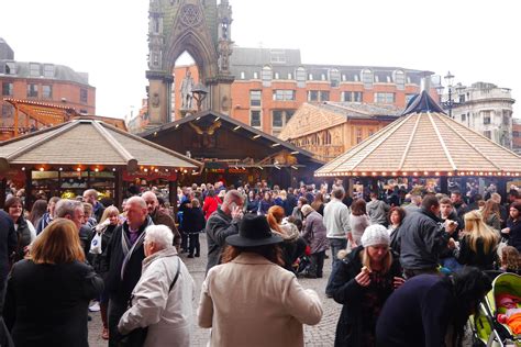 The Manchester Christmas Markets - Inthefrow