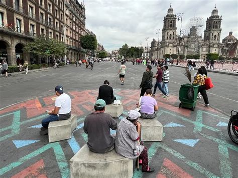 La Jornada Acogen Capitalinos Peatonalización Del Zócalo De La Cdmx