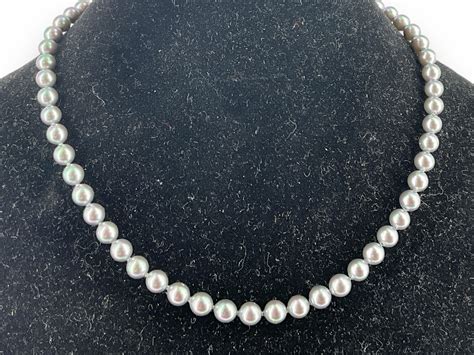 Lot Majorica Pearl Necklace