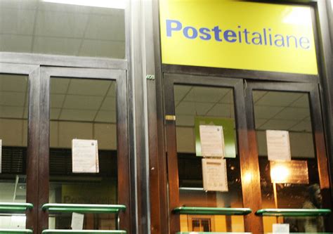 Poste Italiane Ad Agosto Restano Aperti Uffici Tra Napoli E Provincia