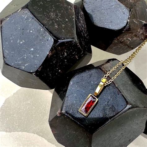 Birthstone Necklace - Desert Rose