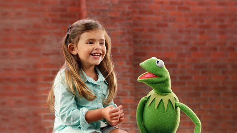 Muppet Moments (Shorts) Comedy Kids Series, now streaming on Disney+ ...