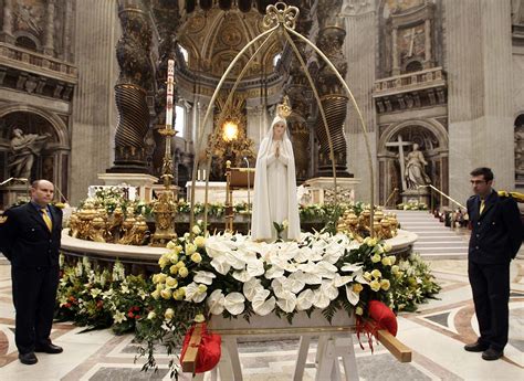 Madonna Di Fatima Grande Attesa Alla Cava Per La Statua Pellegrina