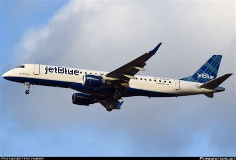 N236JB JetBlue Embraer ERJ 190AR ERJ 190 100 IGW Photo By Evan