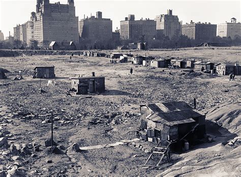 HooverVilles | New York | 1930Small shanty towns kno